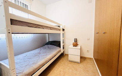 Revente - Maison mitoyenne -
Cabo Roig