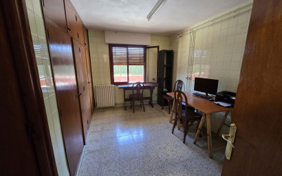 Herverkoop - Villa -
Mon&oacute;var - Monovar
