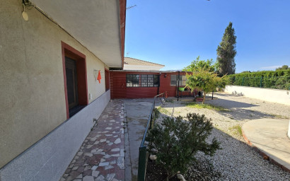 Herverkoop - Villa -
Mon&oacute;var - Monovar
