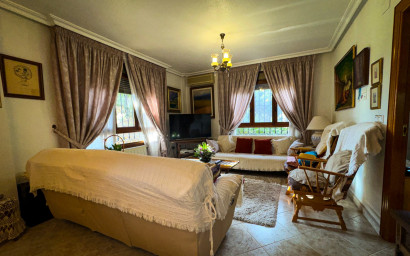 Revente - Villa -
Orihuela Costa - Orihuela