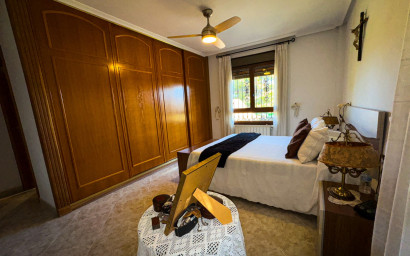 Revente - Villa -
Orihuela Costa - Orihuela