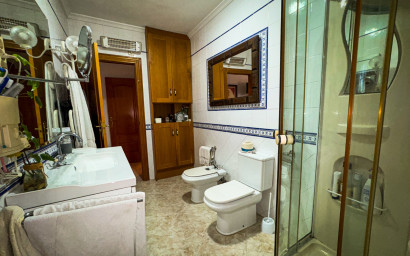 Revente - Villa -
Orihuela Costa - Orihuela