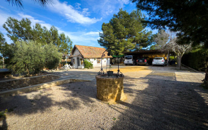 Revente - Villa -
Orihuela Costa - Orihuela
