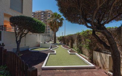 Herverkoop - Plat -
Guardamar del Segura - Puerto Deportivo