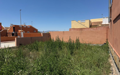 Revente - Terrain -
Daya Nueva