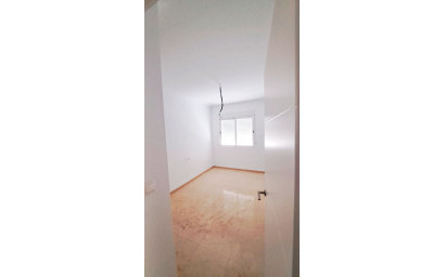 Revente - Villa -
Catral