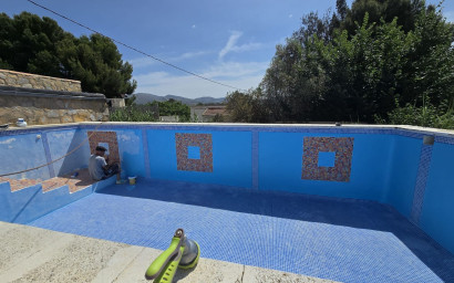 Resale - Villa -
Sax