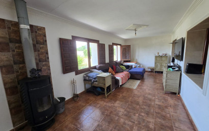 Resale - Villa -
Sax