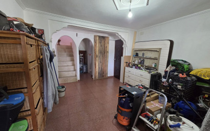 Resale - Villa -
Sax