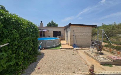Resale - Villa -
Salinas