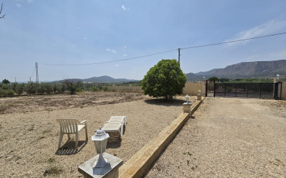 Resale - Villa -
Salinas