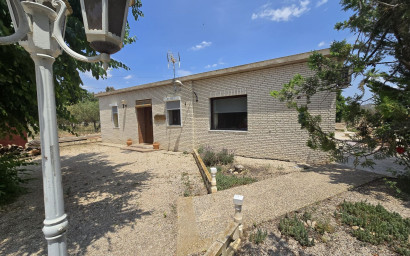 Resale - Villa -
Salinas