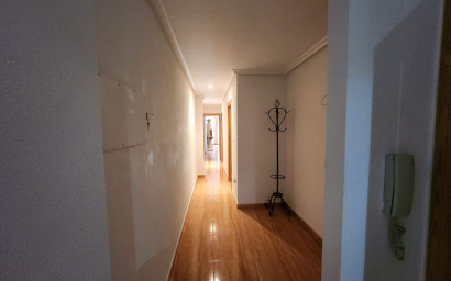 Revente - Appartement -
Pinoso