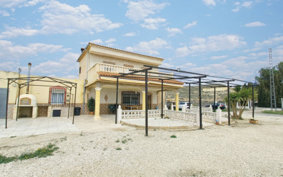 Resale - Villa -
Hondón de las Nieves