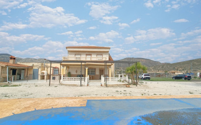 Resale - Villa -
Hondón de las Nieves