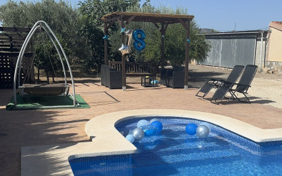 Resale - Villa -
Hondón de las Nieves