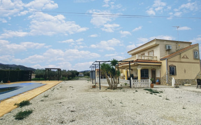 Resale - Villa -
Hondón de las Nieves