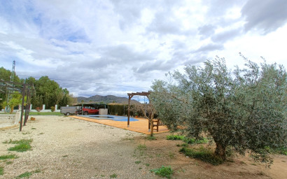 Resale - Villa -
Hondón de las Nieves
