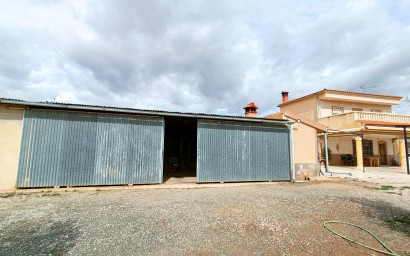 Resale - Villa -
Hondón de las Nieves