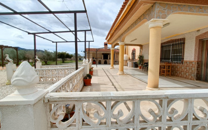 Resale - Villa -
Hondón de las Nieves