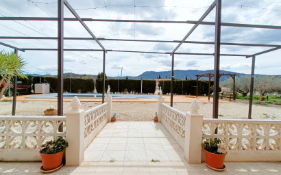 Resale - Villa -
Hondón de las Nieves