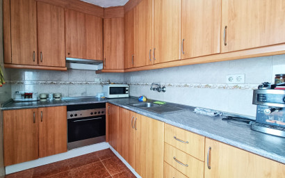 Resale - Villa -
Hondón de las Nieves