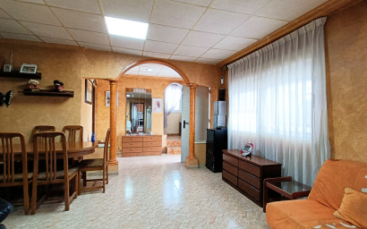 Resale - Villa -
Hondón de las Nieves
