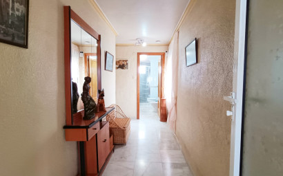 Resale - Villa -
Hondón de las Nieves