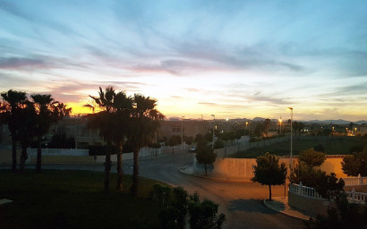 Herverkoop - Herenhuis -
Torrevieja - Torrevieja Alicante
