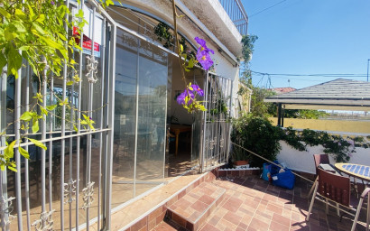 Resale - Bungalow -
Playa Flamenca