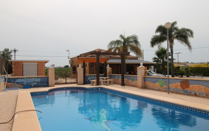 Resale - Villa -
Fortuna - FORTUNA