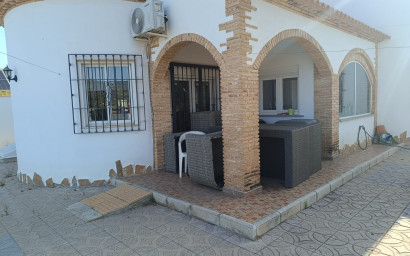 Herverkoop - Villa -
Fortuna - Las Casicas