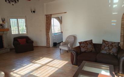 Herverkoop - Villa -
Fortuna - Las Casicas