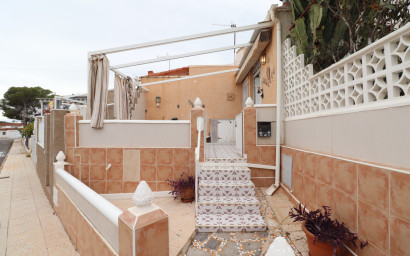Resale - Bungalow -
Guardamar del Segura - El Moncayo