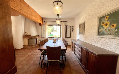 Resale - Villa -
Cabo Roig