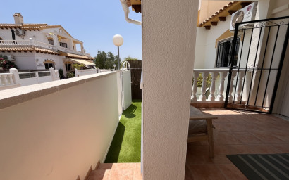 Revente - Maison mitoyenne -
Torrevieja - Los Altos
