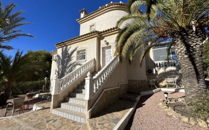 Resale - Villa -
Algorfa