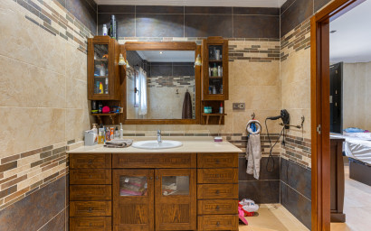 Revente - Villa -
Los Montesinos - La Herrada