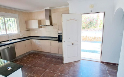 Resale - Finca / Country Property -
Catral - Catral - Country