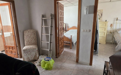 Resale - Townhouse -
Catral