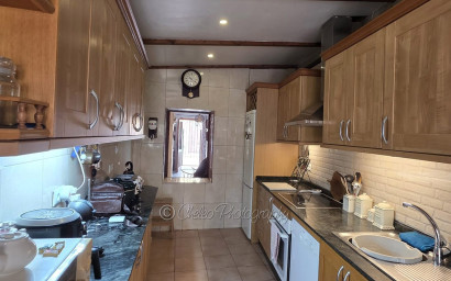 Resale - Townhouse -
Catral