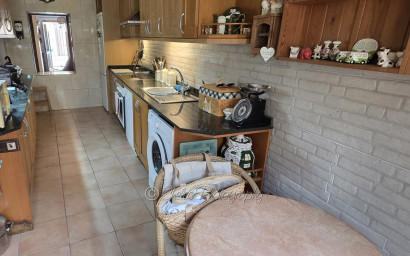 Resale - Townhouse -
Catral