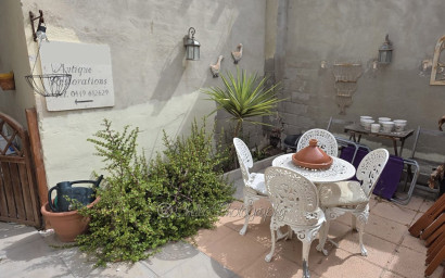 Resale - Townhouse -
Catral