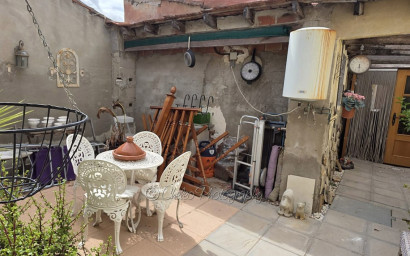 Resale - Townhouse -
Catral