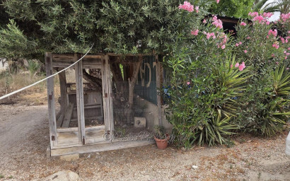 Resale - Townhouse -
Catral