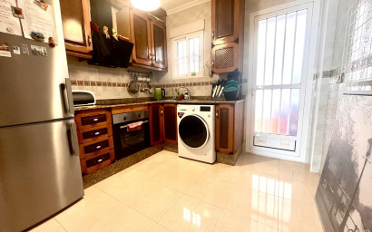 Revente - Appartement -
Cabo Roig