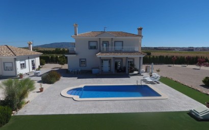 Resale - Villa -
Pinoso