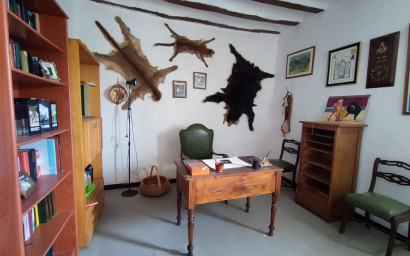 Revente - Maison de campagne -
Yecla