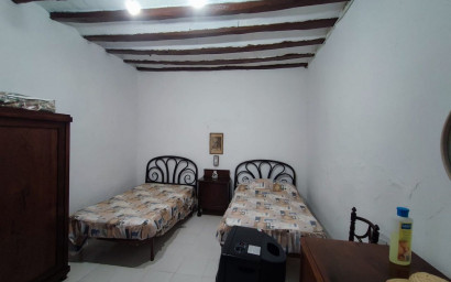 Revente - Maison de campagne -
Yecla