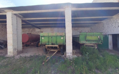 Revente - Maison de campagne -
Yecla